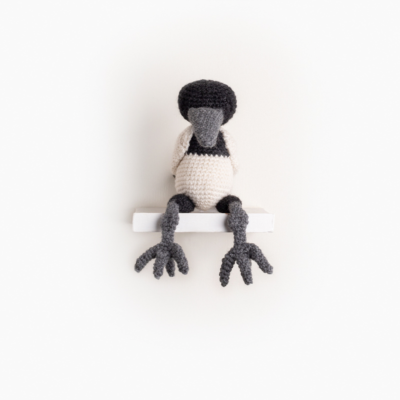 magpie bird crochet amigurumi project pattern kerry lord Edward's menagerie